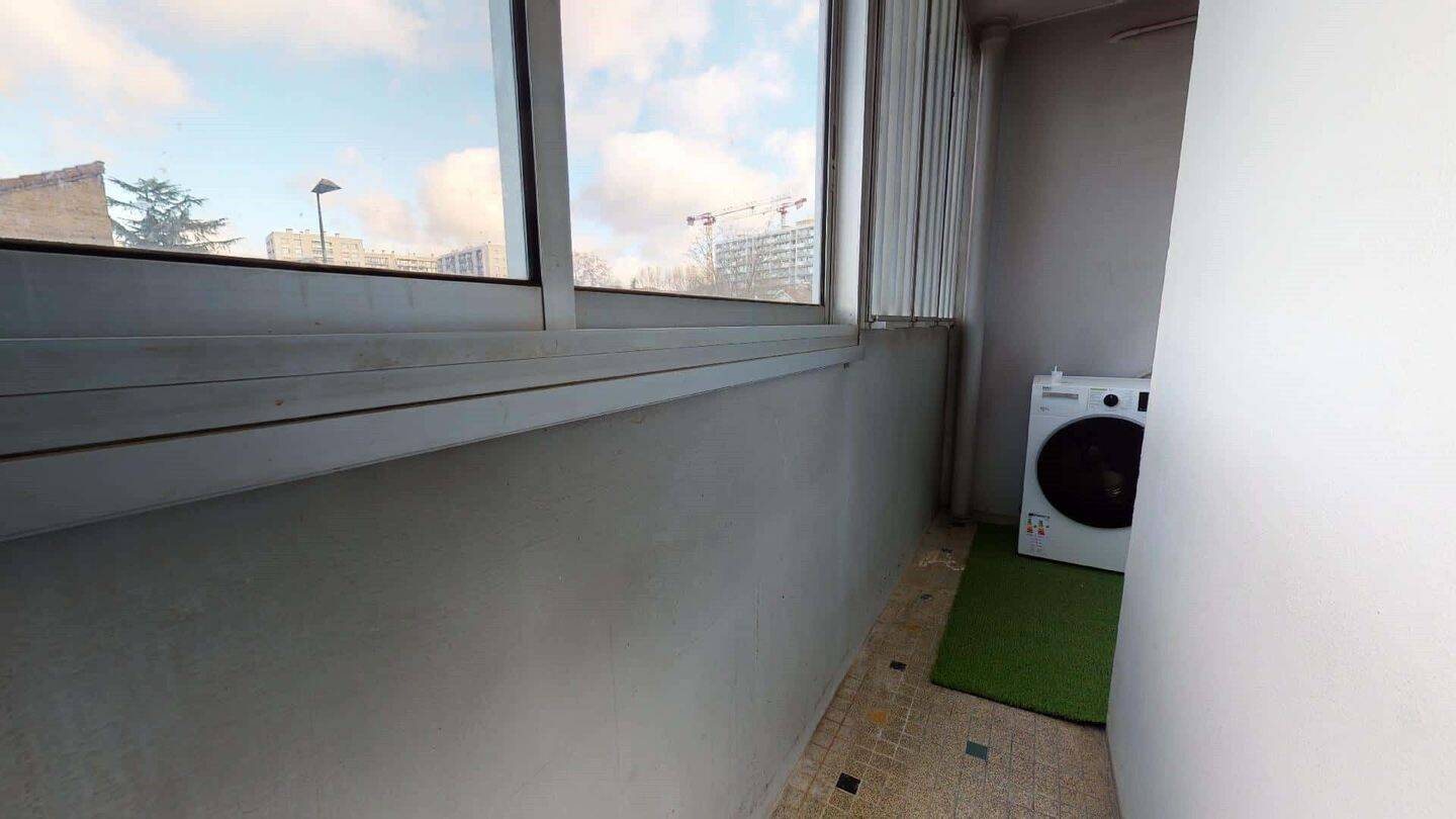 Room in Rue Victor Basch, Villeurbanne for 88 m² with 5 bedrooms — 14