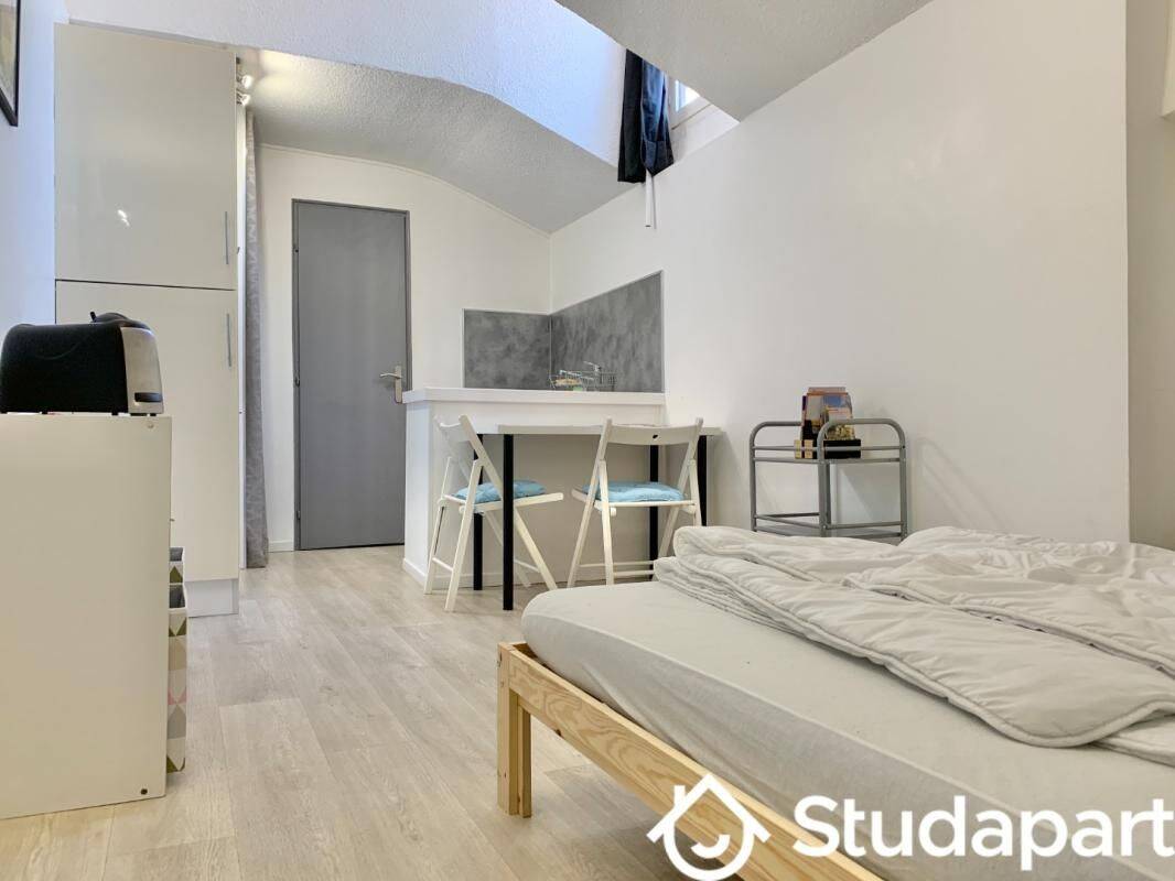 Appartement 1 pièce 18 m² · à Grenoble · 18 m² · 816 €/mois