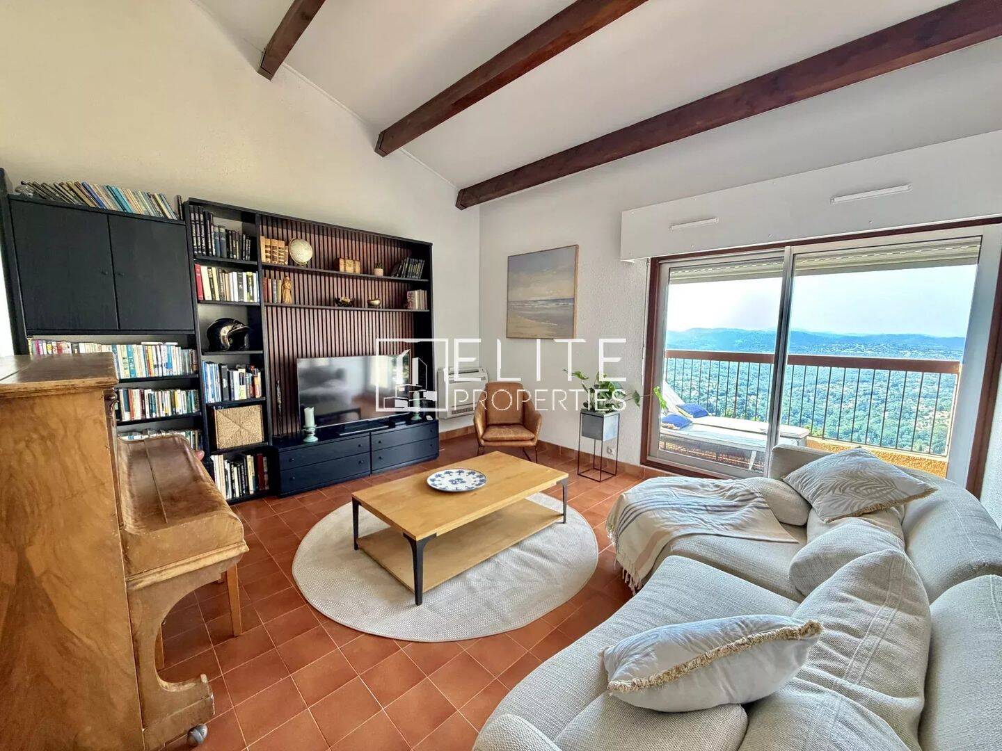 Appartement 5 pièces 98 m² · à Grasse · 98,2 m² · 410 000 €