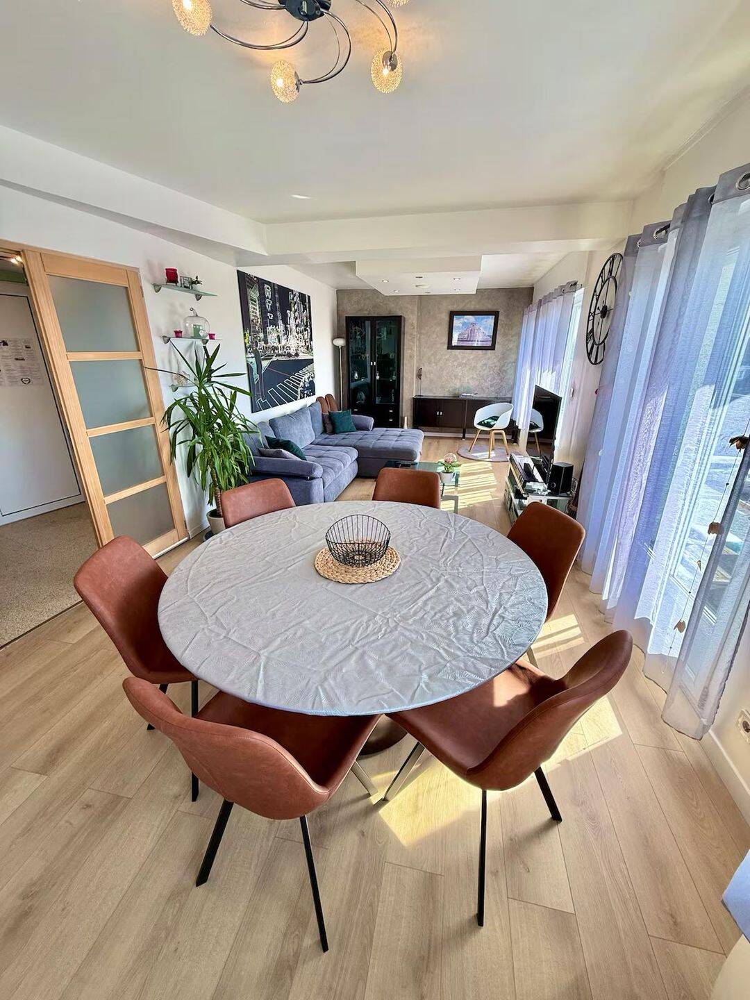 Appartement 3 pièces 85 m² · à Lille · 84,8 m² · 236 250 €