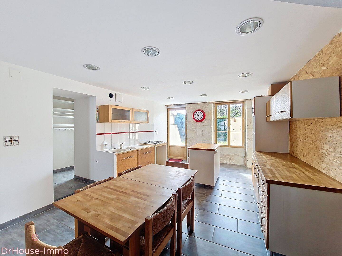 Maison 4 pièces 106 m² · à Saint-Maixent-l'École · 106 m² · 137 800 €