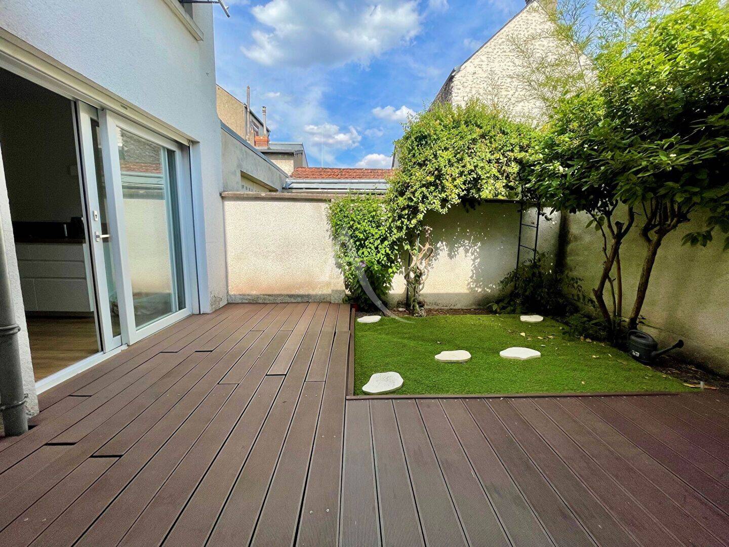 Maison 4 pièces 90 m² · à Orléans · 90,2 m² · 359 000 €