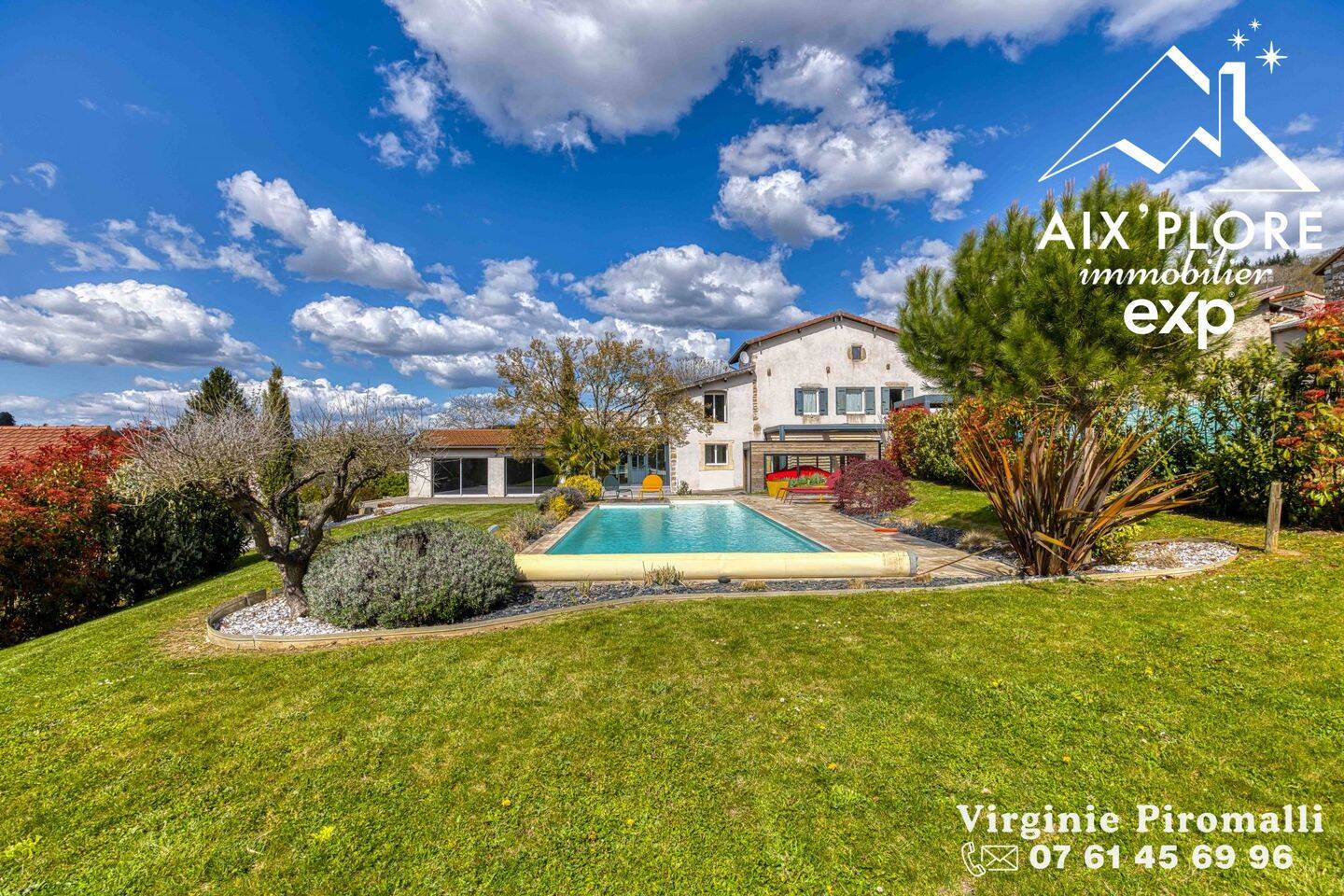 Maison 7 pièces 300 m² · à Douvres · 300 m² · 749 000 €
