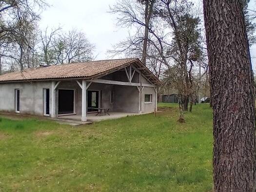 Maison à vendre 230 000 € 5 pièces 4 chambres 140 m² 3 475 m² de terrain Casteljaloux 47700