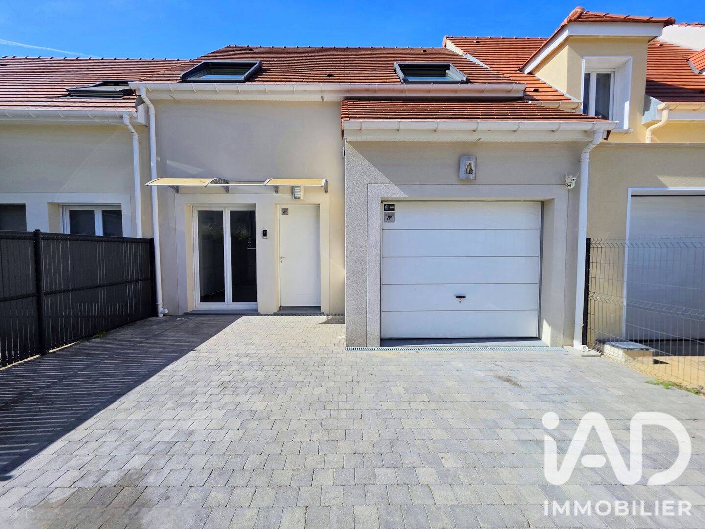 Maison 4 pièces 76 m² · à Auneau-Bleury-Saint-Symphorien · 76 m² · 260 000 €