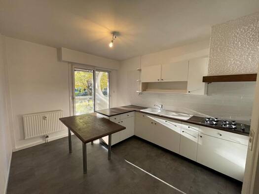 Appartement à vendre 229 000 € 3 pièces 2 chambres 87 m² RDC Saint Martin Fontaine-lès-Dijon 21121