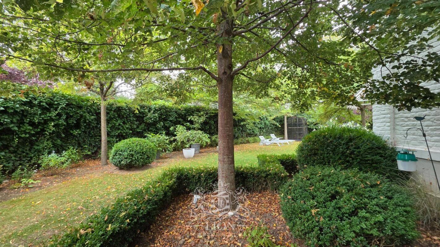 Appartement 4 pièces 211 m² · à Lambersart · 211 m² · 690 000 €