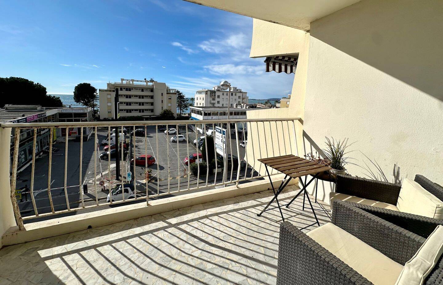 Appartement 2 pièces 66 m² · à Saint-Laurent-du-Var · 66 m² · 373 000 €