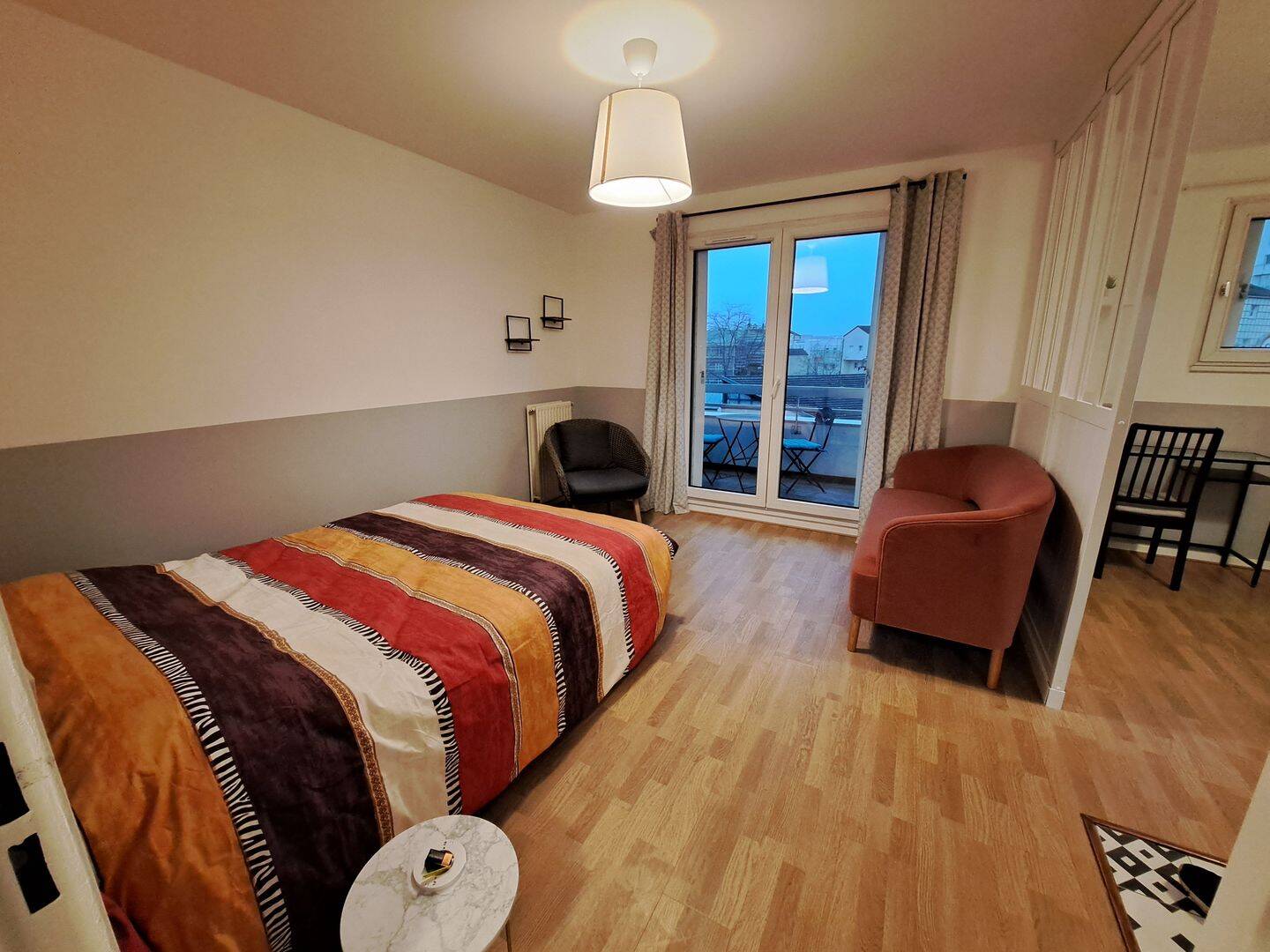 Appartement 1 pièce 31 m² · à Montigny-le-Bretonneux · 31 m² · 998 €/mois
