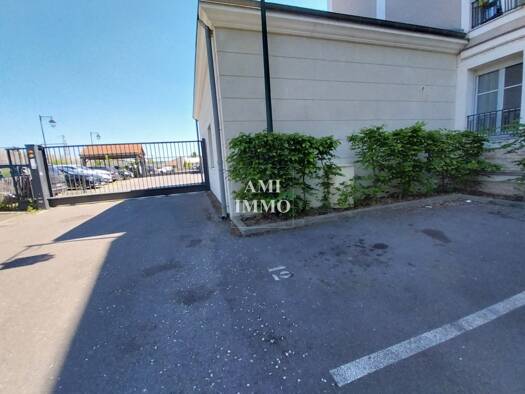 Parking à vendre 8 000 € 19 m² Bièvres 91570