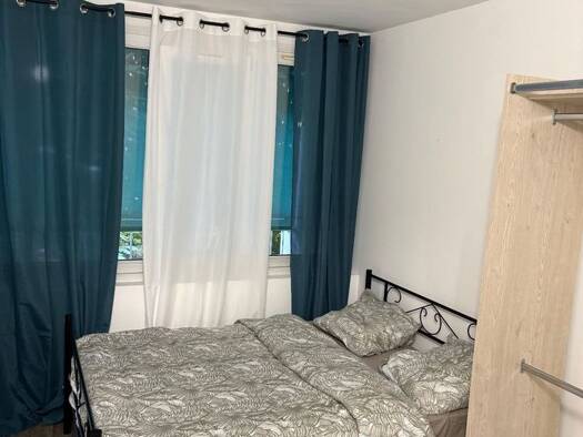 Appartement à louer 640 € 2 pièces 1 chambre 11 m² Étage 1/4 Gare Le Chénay Gagny Gagny 93220