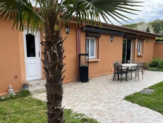 Maison à vendre 620 000 € 5 pièces 3 chambres 114 m² 8 000 m² de terrain Cauvigny 60730