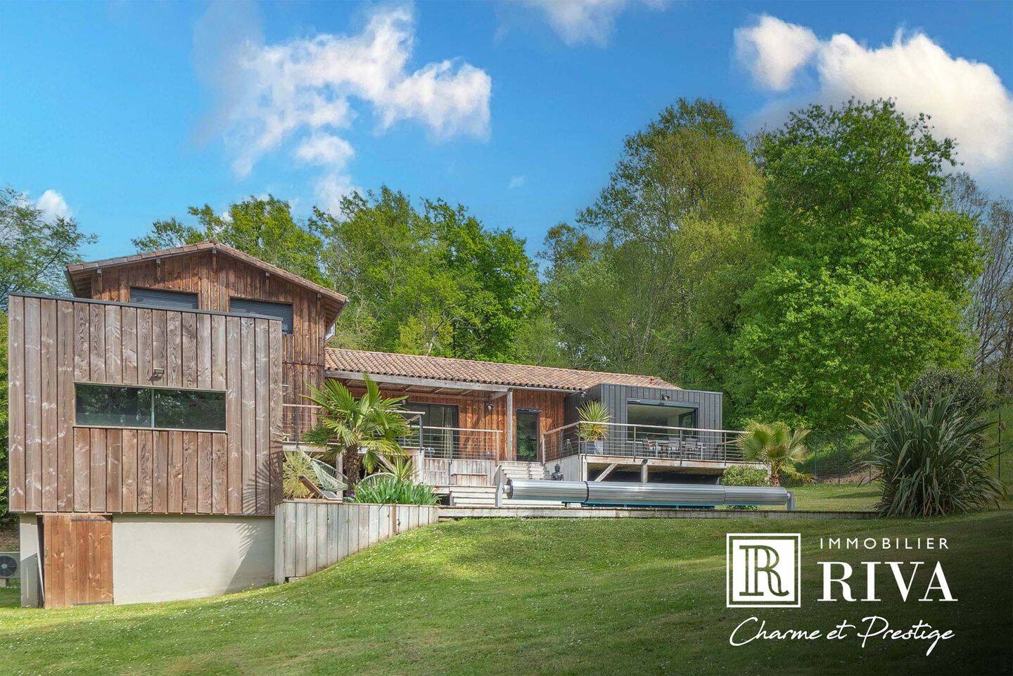 Maison 8 pièces 234 m² · à Latresne · 234 m² · 1 190 000 €