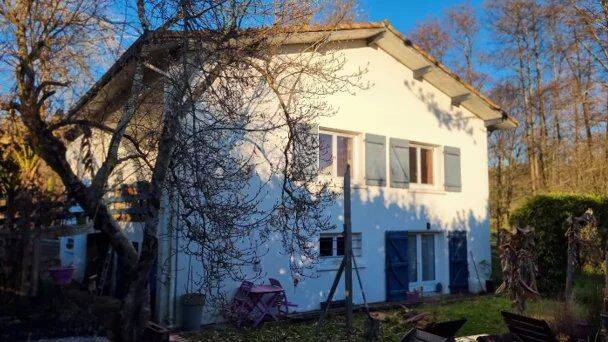 Maison 5 pièces 129 m² · à Pouillon · 129 m² · 150 000 €