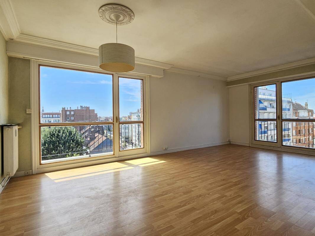 4 pièces 102 m² · à Lille · 102 m² · 1 483 €