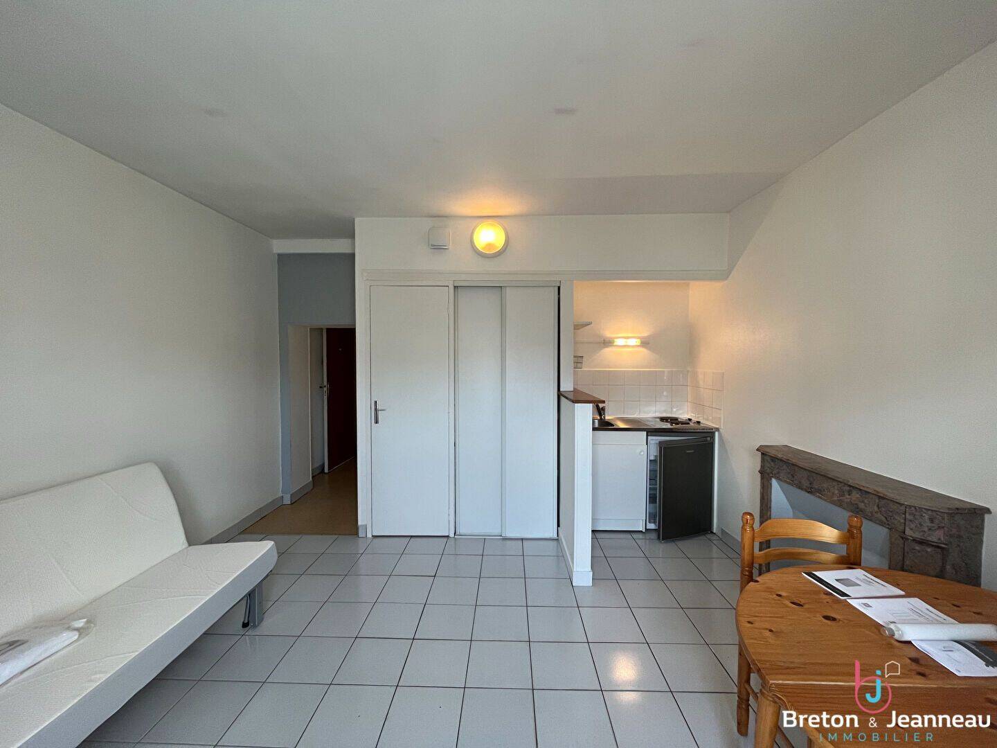 Appartement 1 pièce 19 m² · à Laval · 19 m² · 290 €