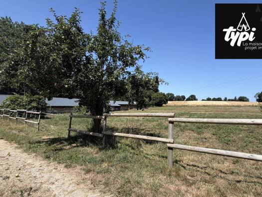 Terrain à vendre 260 000 € 21 116 m² de terrain Caudan 56850