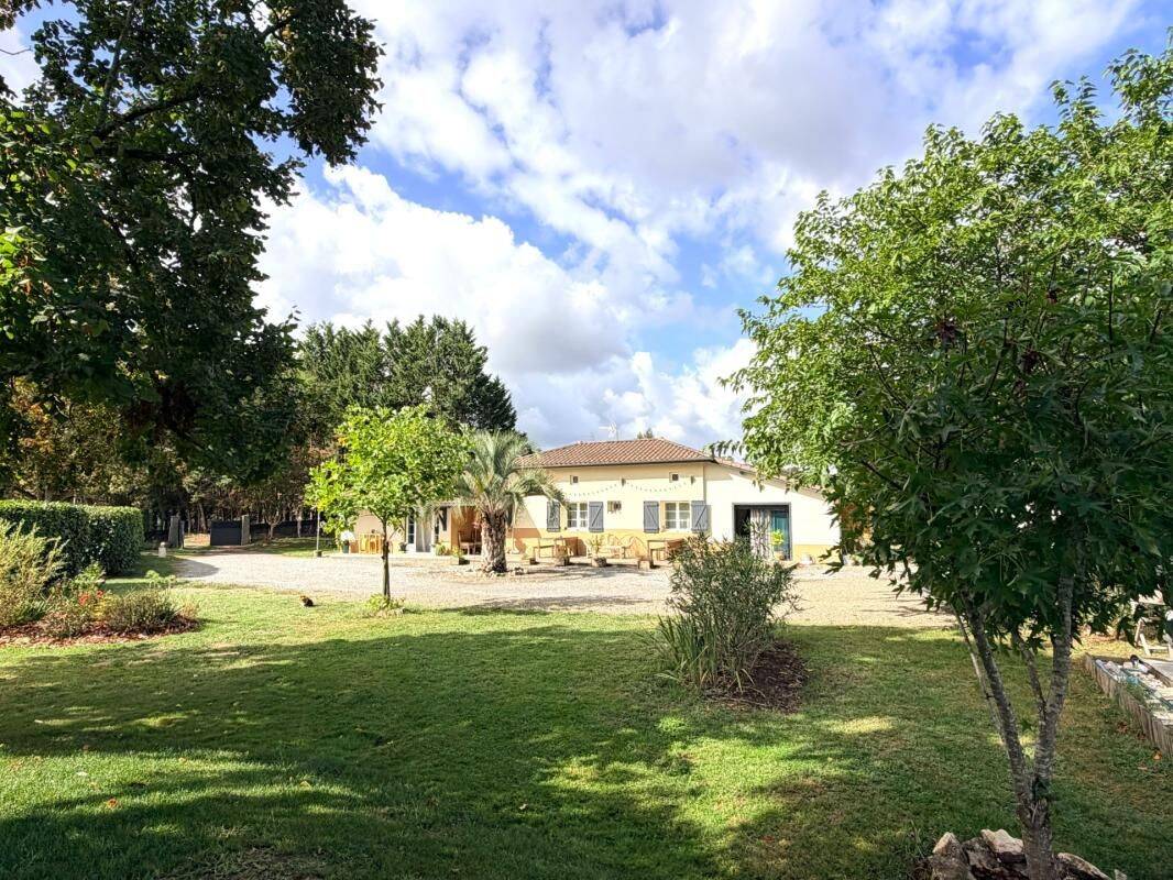 Maison 5 pièces 121 m² · à Saint-Sever · 121 m² · 359 000 €