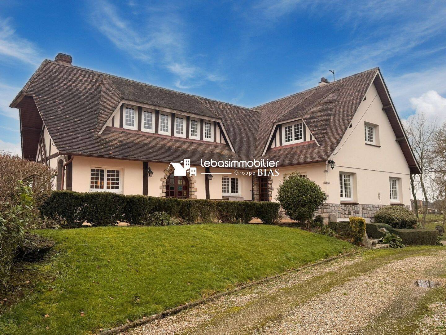 Maison 6 pièces 180 m² · à Yvetot · 180 m² · 228 000 €