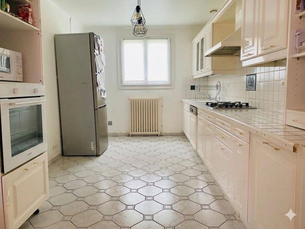 Maison 3 pièces 76 m² · à Montmorency · 75,8 m² · 372 000 €