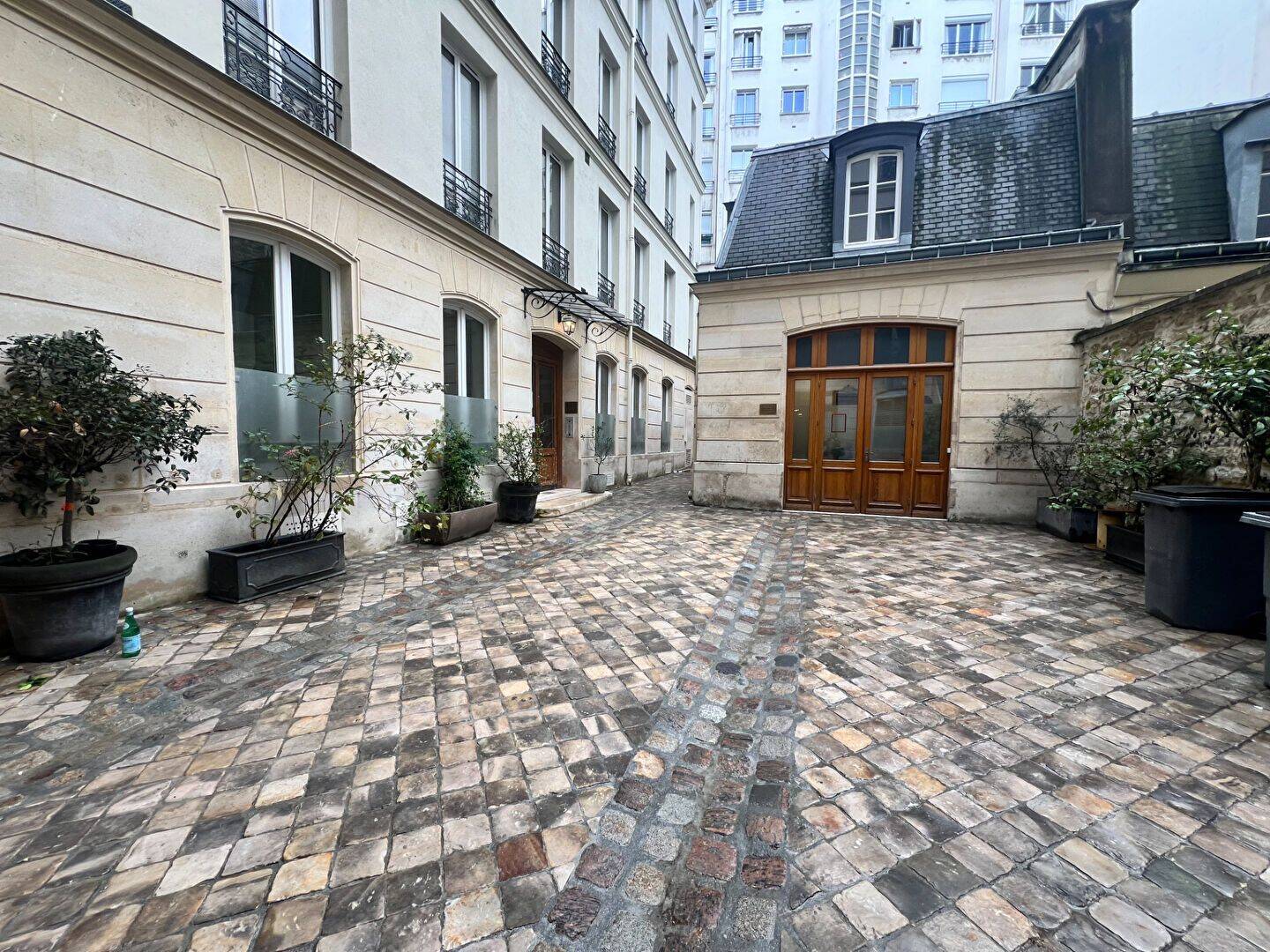 Appartement 2 pièces 37 m² · à Neuilly-sur-Seine · 36,5 m² · 1 610 €/mois