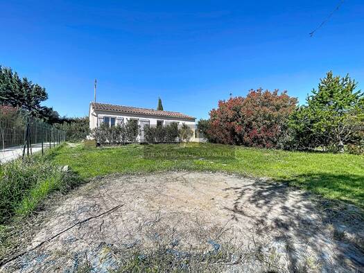 Maison de plain-pied à vendre 275 000 € 3 pièces 2 chambres 58 m² 500 m² de terrain Monteux 84170