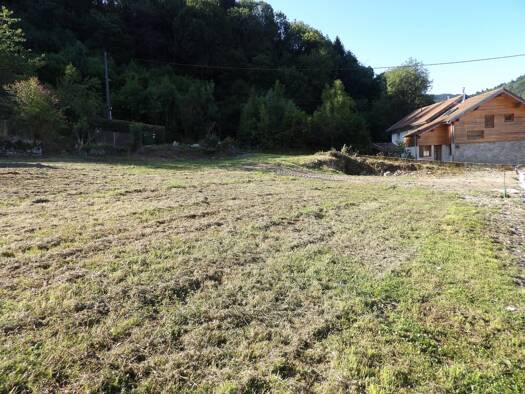 Terrain constructible viabilisé à vendre 187 200 € 455 m² de terrain Revel 38420