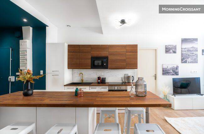 5 pièces 76 m² · à Marseille 1er Arrondissement · 76 m² · 2 080 €