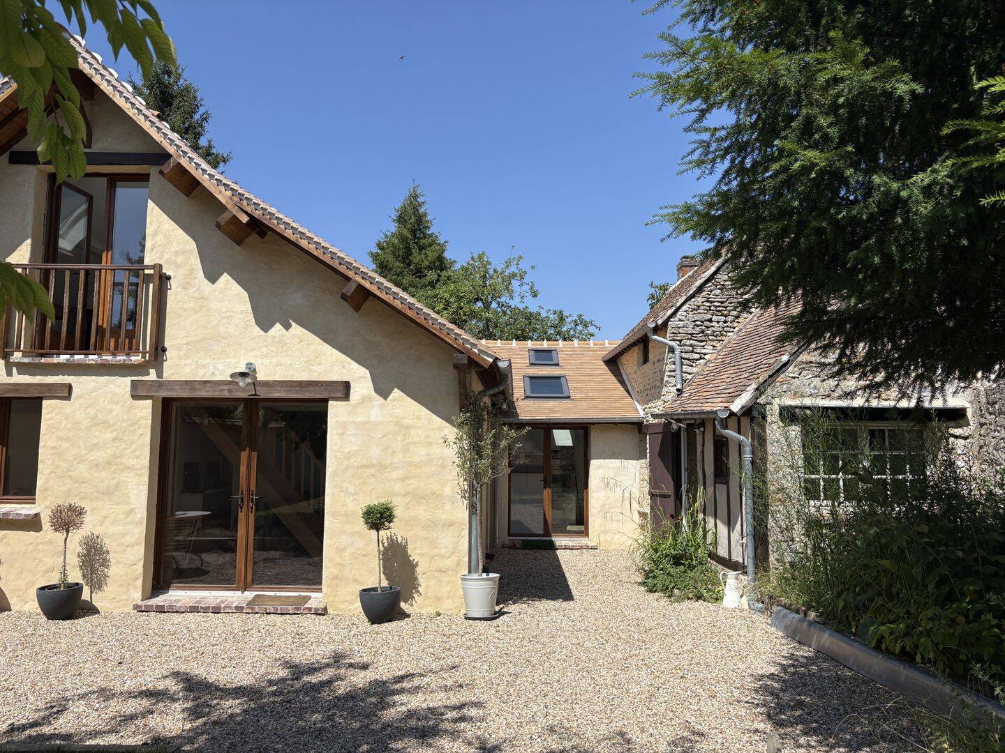 Maison 6 pièces 125 m² · à Ménilles · 125 m² · 285 000 €
