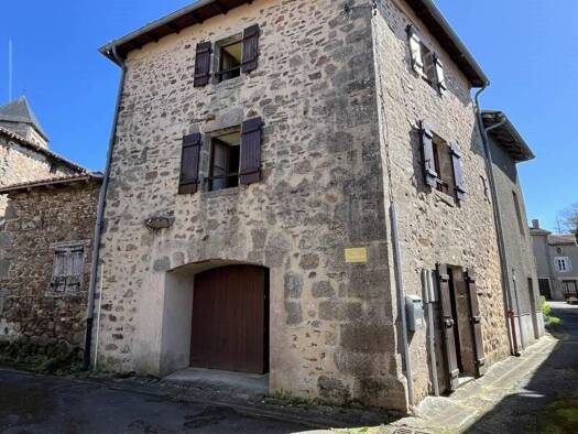 Maison à vendre 35 000 € 2 pièces 1 chambre 50 m² 33 m² de terrain Lesterps 16420