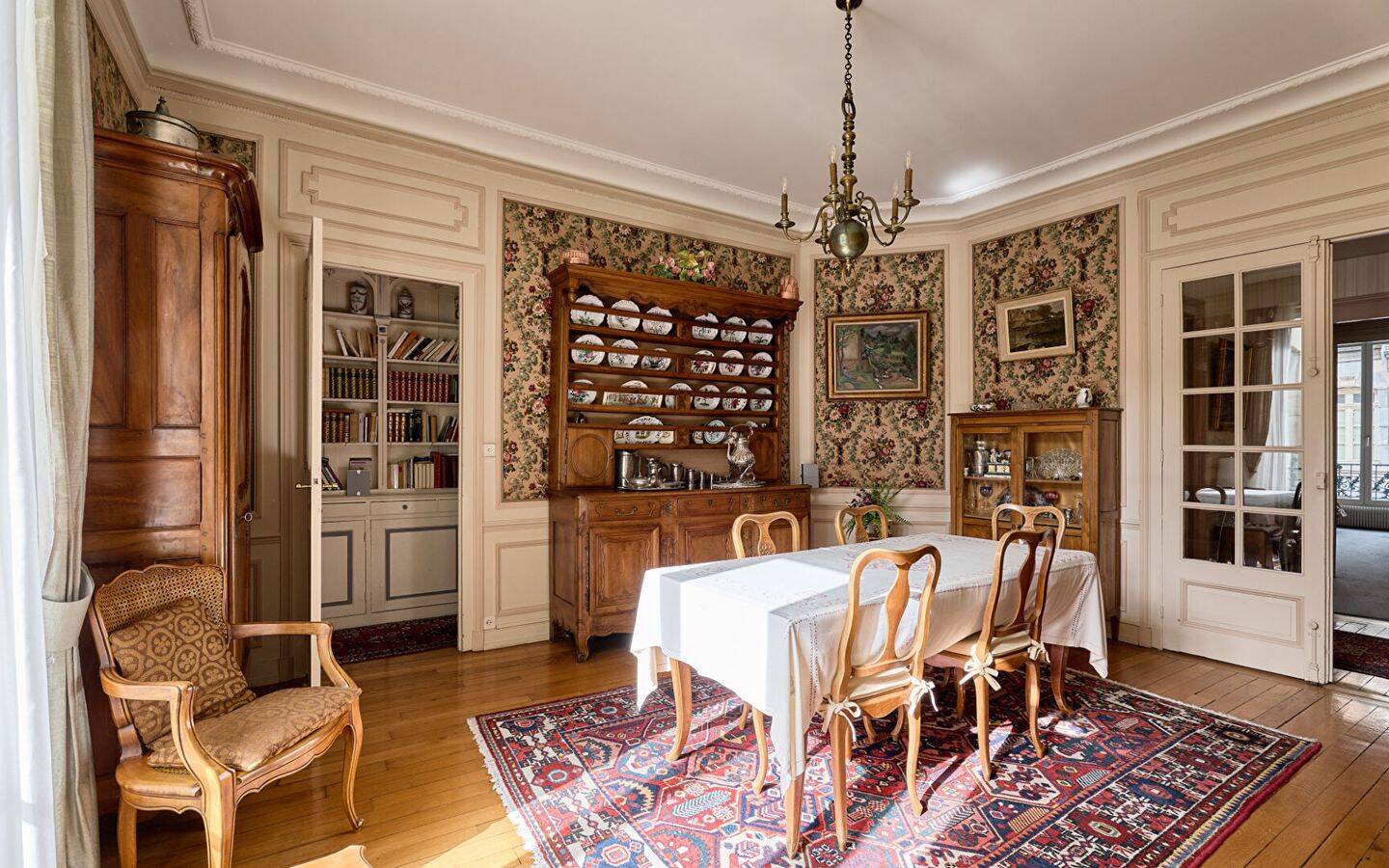 Appartement 6 pièces 161 m² · à Besançon · 161,4 m² · 350 000 €