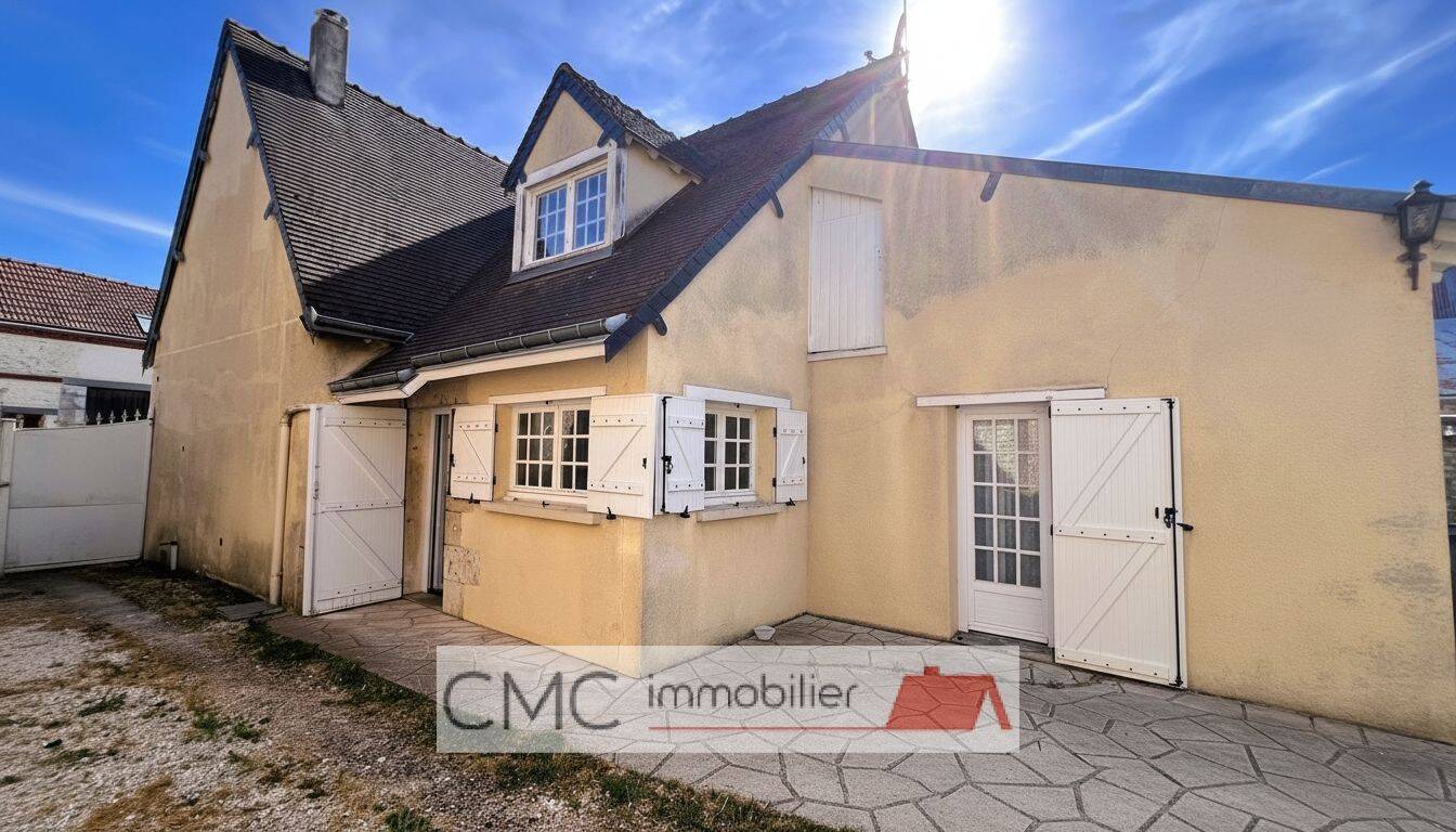 Maison 5 pièces 133 m² · à Prunay-le-Gillon · 132,7 m² · 210 000 €