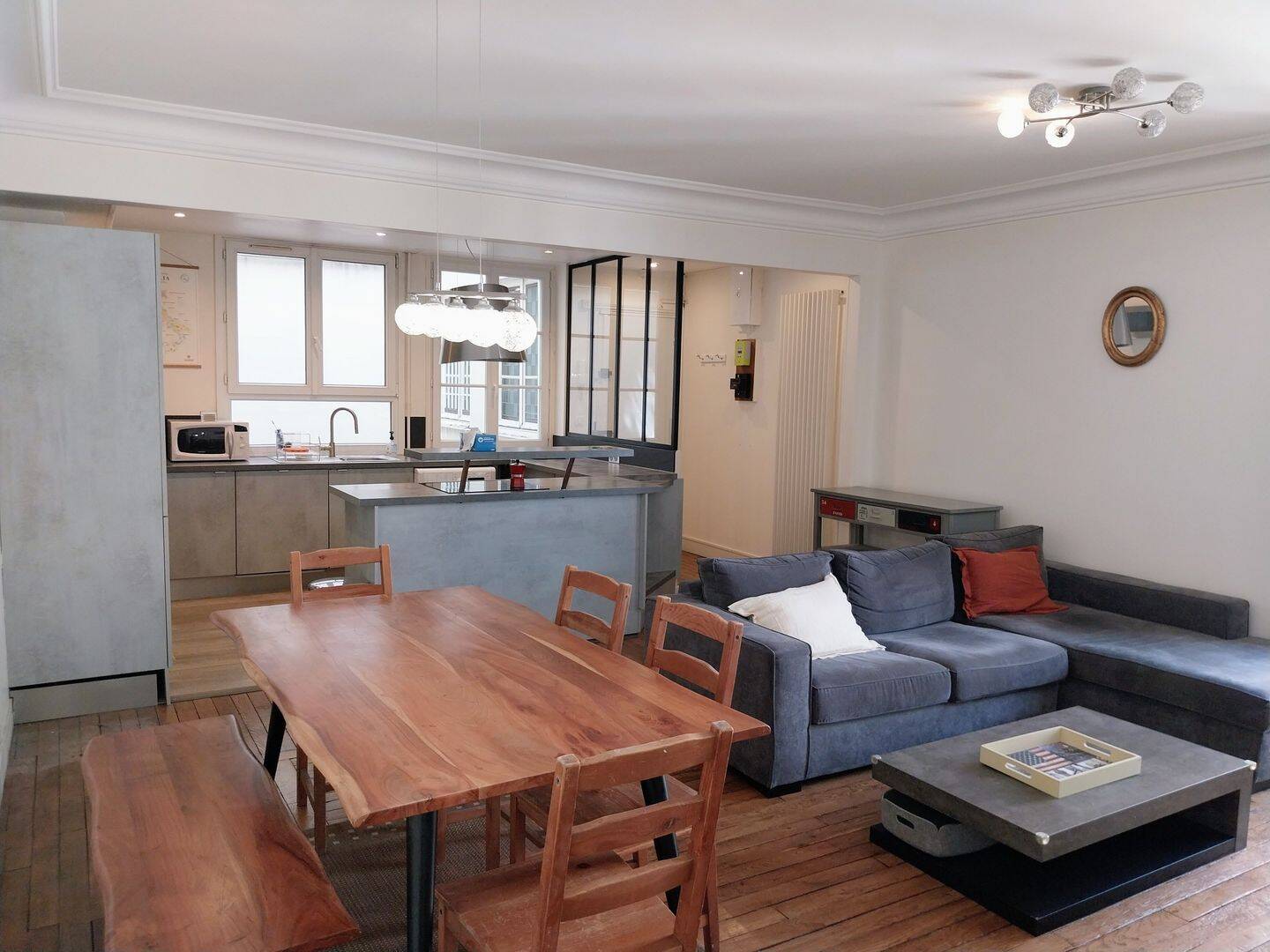 Appartement 3 pièces 72 m² · à Paris 17ème Arrondissement · 72 m² · 2 810 €