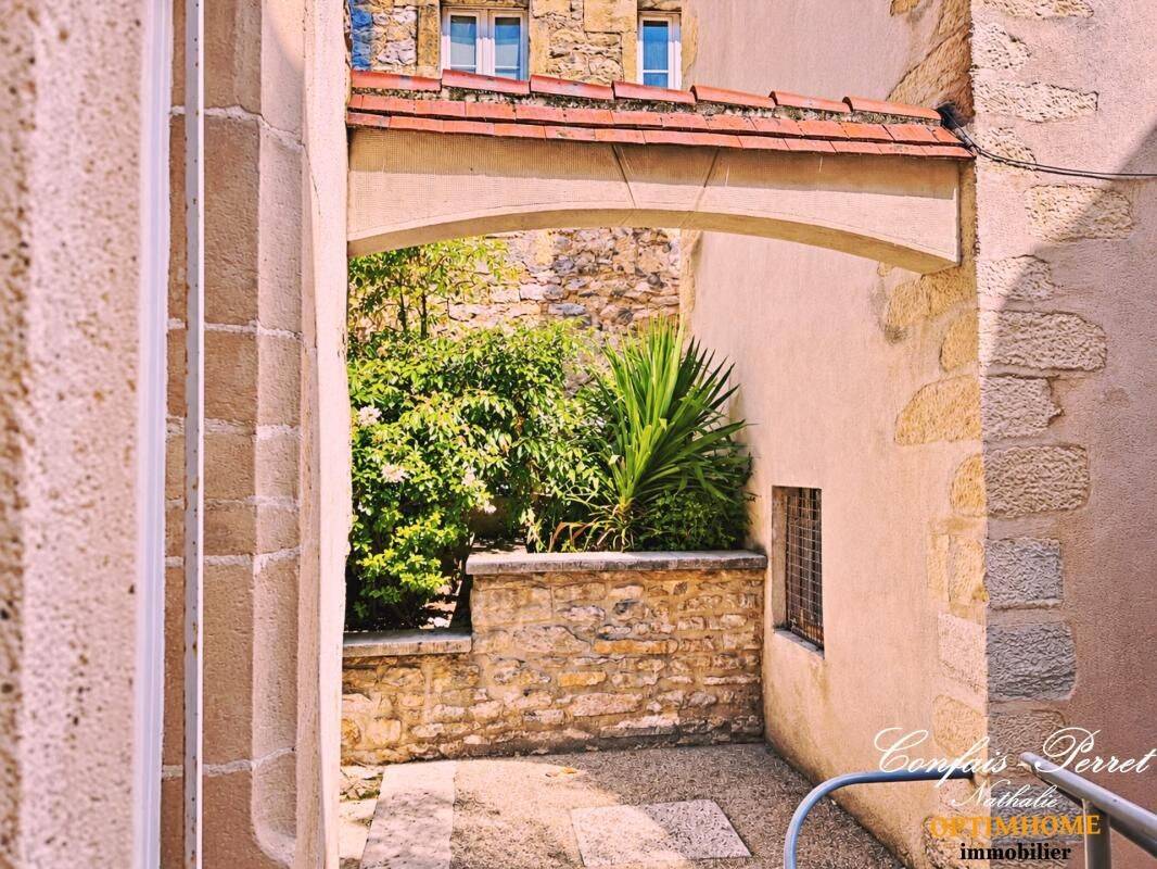 Appartement 3 pièces 75 m² · à Dole · 75 m² · 121 000 €