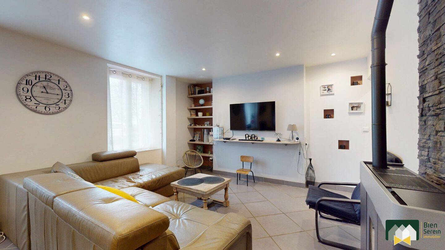 Maison 6 pièces 148 m² · à Clévilliers · 148 m² · 259 900 €