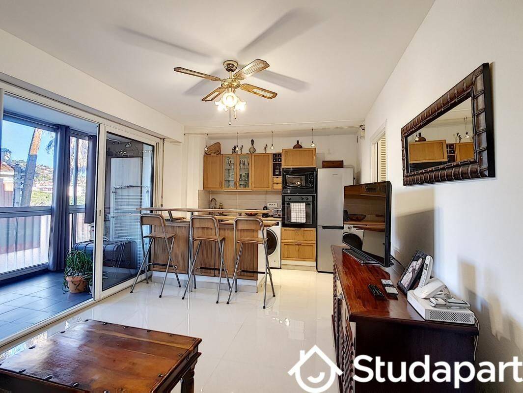 Appartement 1 pièce 25 m² · à Vallauris · 25 m² · 750 €
