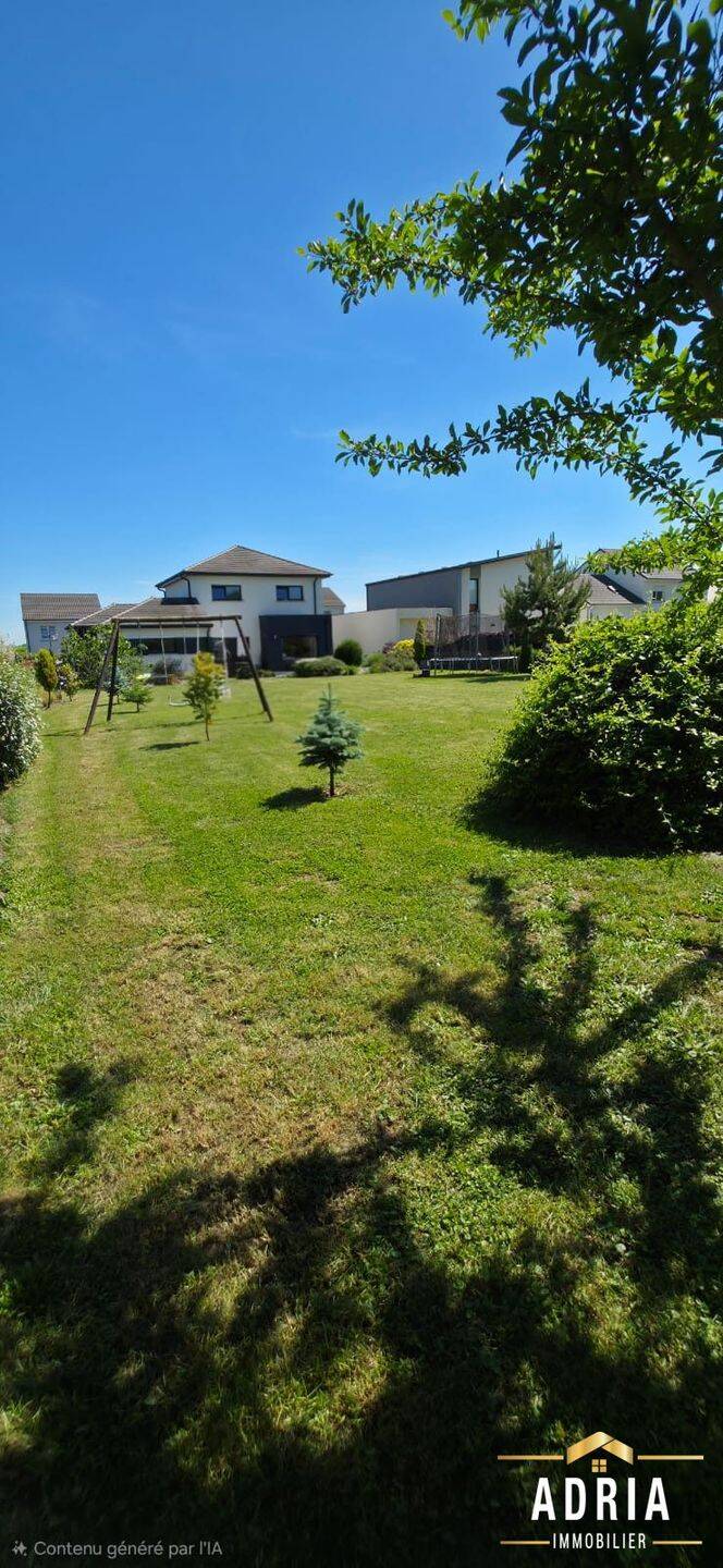 Maison 7 pièces 132 m² · à Marly · 132 m² · 609 000 €