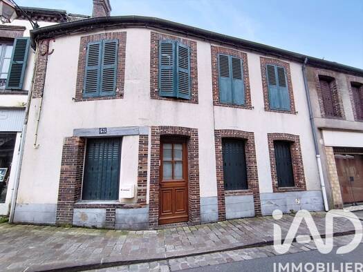 Maison de ville à vendre 130 000 € 5 pièces 3 chambres 102 m² 220 m² de terrain Senonches 28250