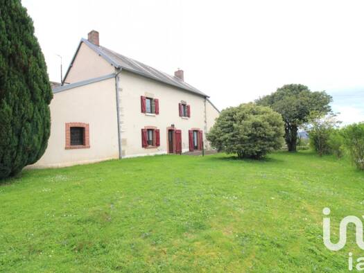 Maison à vendre 165 000 € 7 pièces 4 chambres 170 m² 3 390 m² de terrain Janaillat 23250