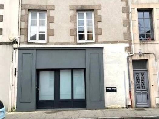 Immeuble à vendre 320 850 € 150 m² Les Herbiers 85500