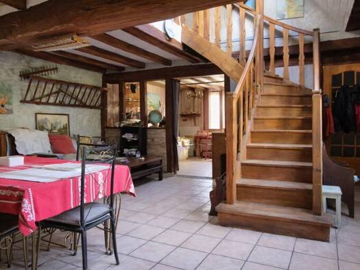 Maison à vendre 139 900 € 4 pièces 2 chambres 125 m² 1 400 m² de terrain Loché-sur-Indrois 37460