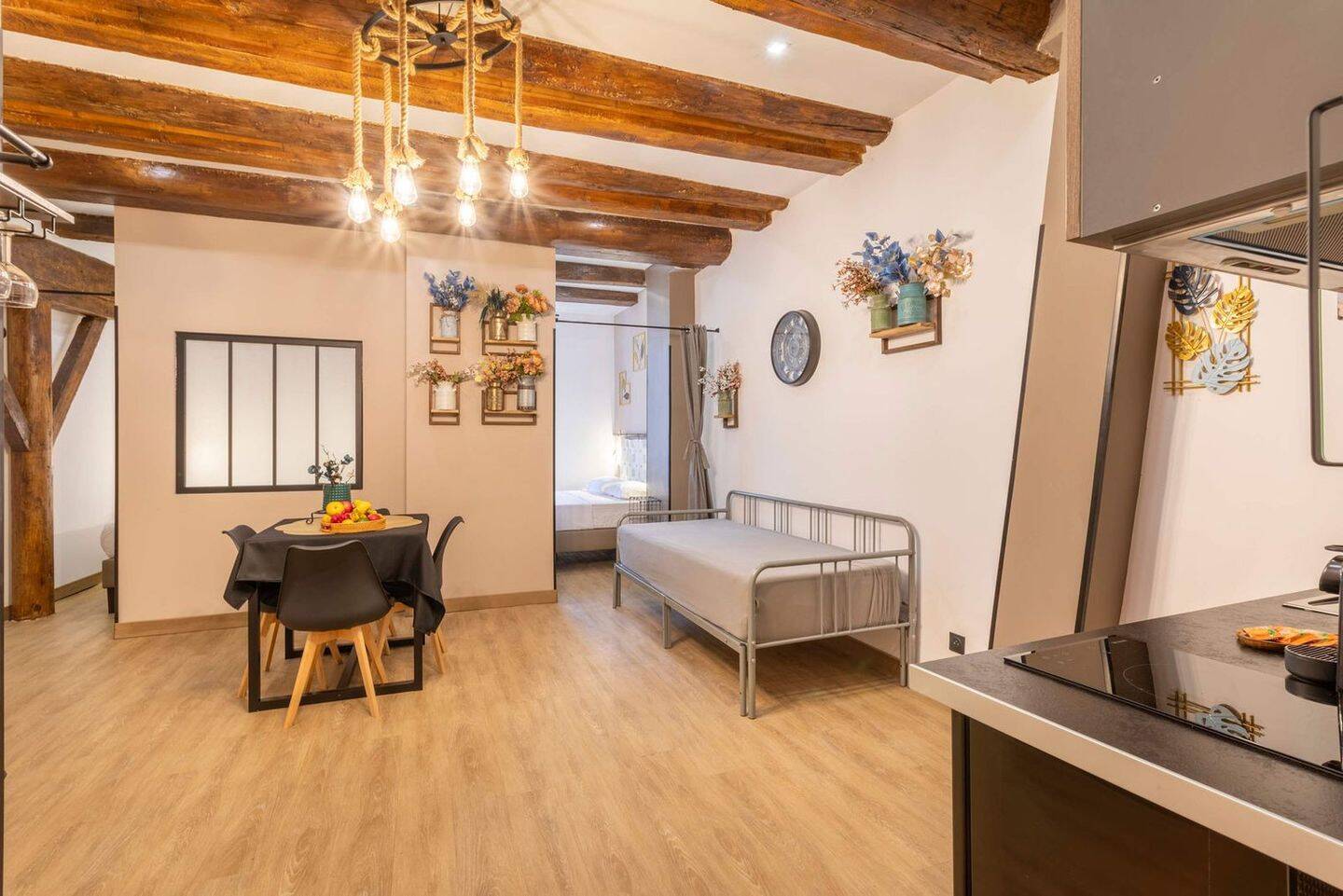 Appartement 3 pièces 43 m² · à Marseille 2ème Arrondissement · 43 m² · 2 559 €/mois