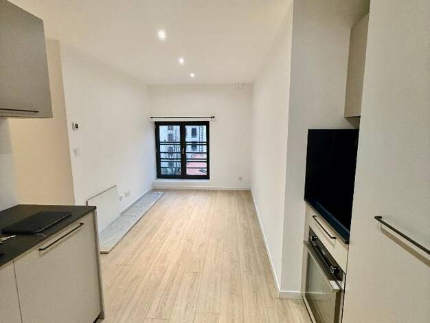 Appartement à louer 450 € 1 pièce 26 m² 2ème étage Jacquard Saint-Étienne 42000