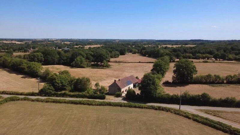 Maison 5 pièces 135 m² · à Orsennes · 135 m² · 96 000 €