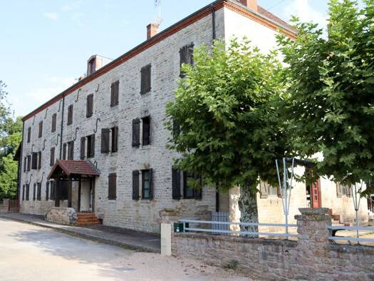 Demeure à vendre 690 000 € 16 pièces 11 chambres 585 m² 8 553 m² de terrain La Truchère 71290