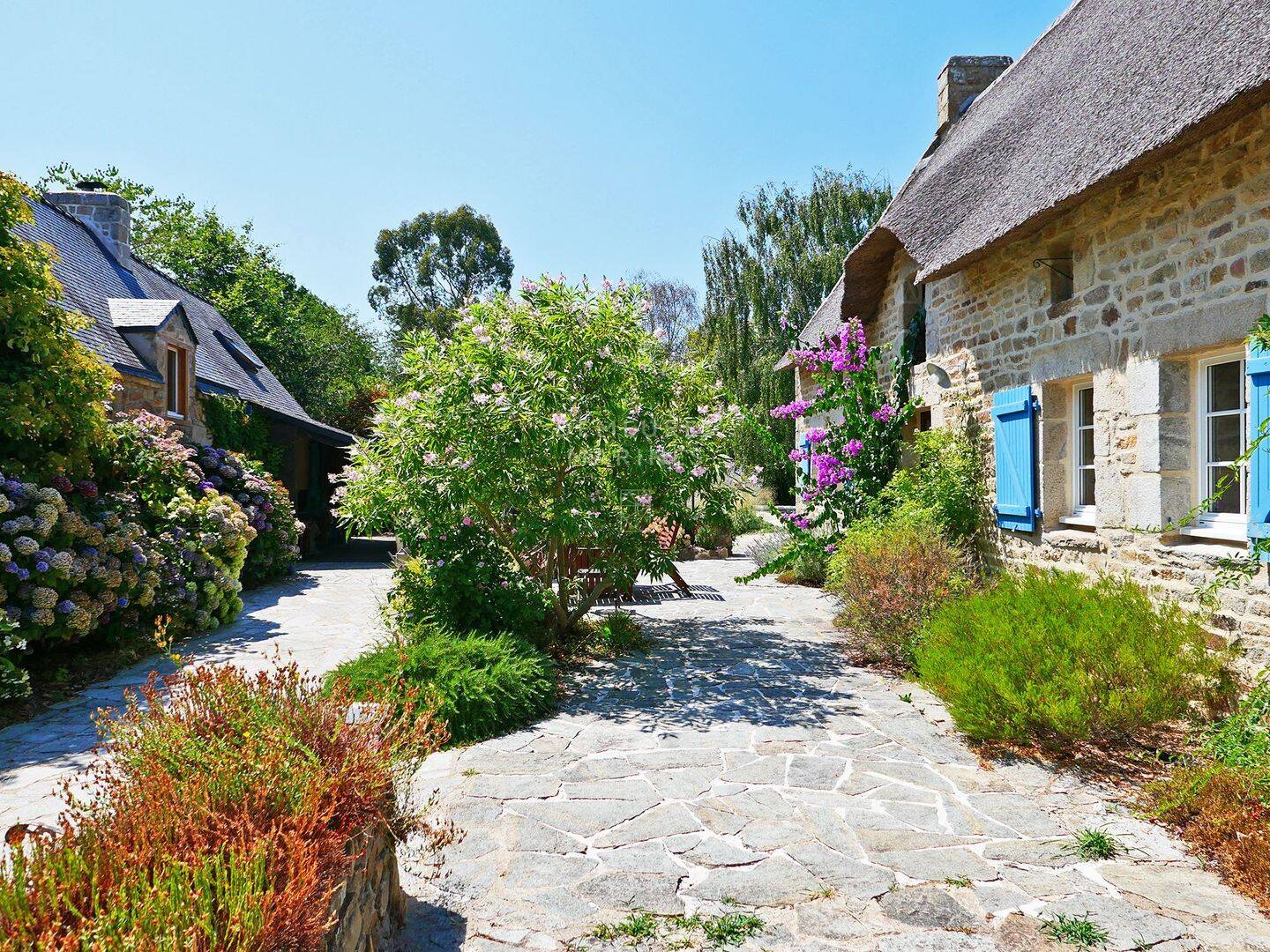 Maison 10 pièces 211 m² · à Sainte-Hélène · 210,5 m² · 871 000 €