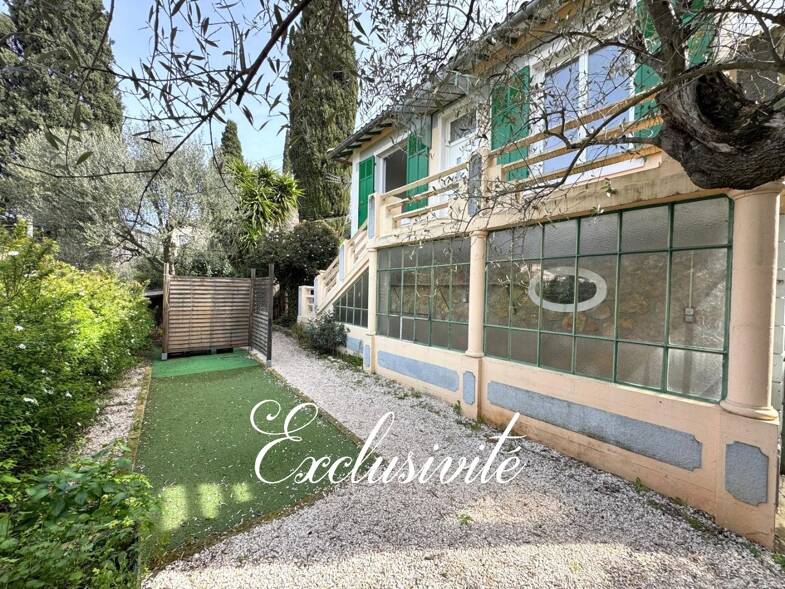 Maison à vendre 340 000 € 3 pièces 2 chambres 54 m² 586 m² de terrain Puget-Théâtre Toulon 83200