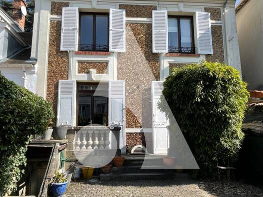 Maison à vendre 645 000 € 6 pièces 4 chambres 176 m² 462 m² de terrain Le Petiti Val-Clos de Ville Sucy-en-Brie 94370
