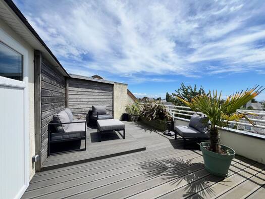 Appartement à vendre 527 850 € 4 pièces 3 chambres 115 m² Étage 2/2 Larmor-Plage 56260
