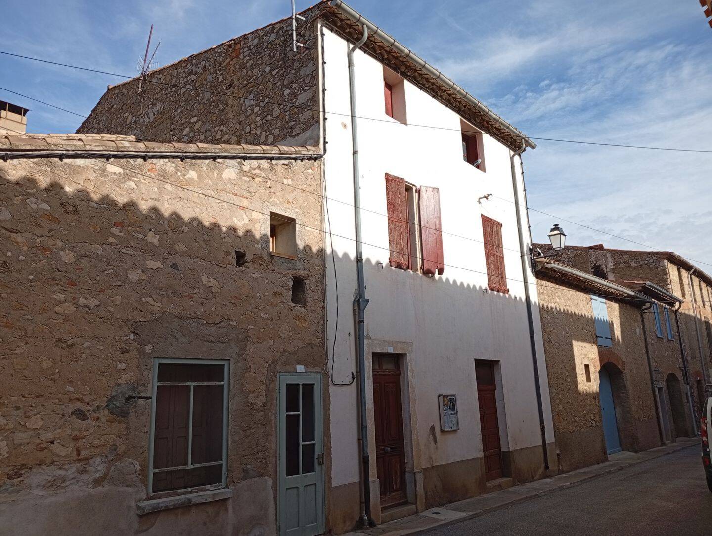 Maison 7 pièces 180 m² · à Paziols · 180 m² · 115 000 €